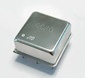 TCXO (Temperature-Compensated Crystal Oscillator)