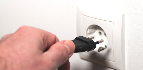 Figure 7. Power Off the Circuit