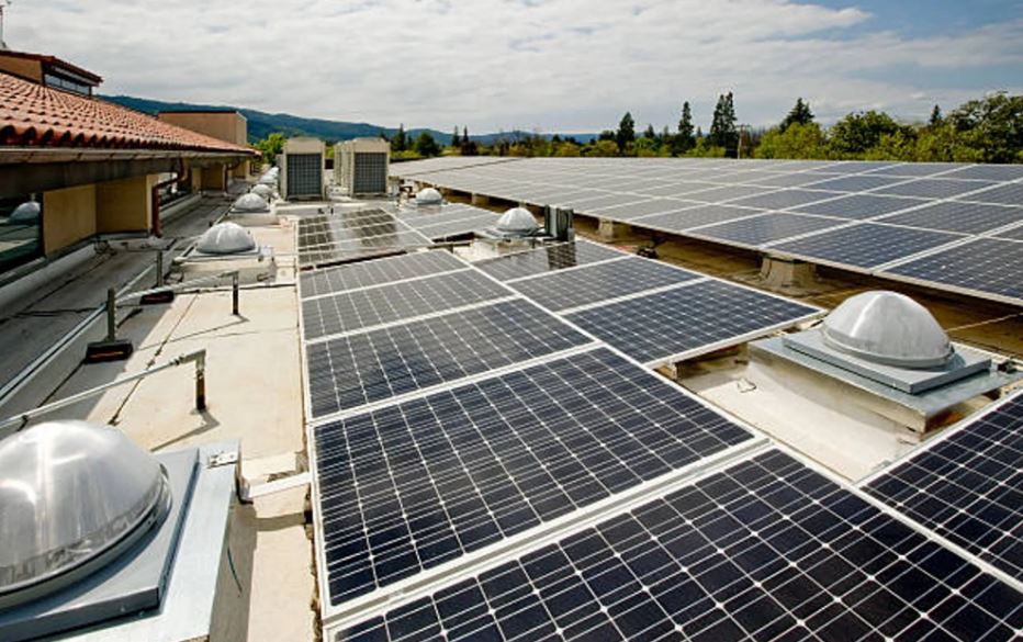 Determining the Number of Solar Panels to Power an Air Conditioner